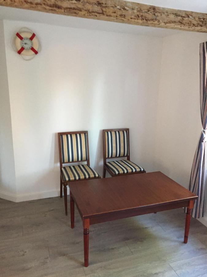 Rusnes Pakalnes Apartamentai Buitenkant foto