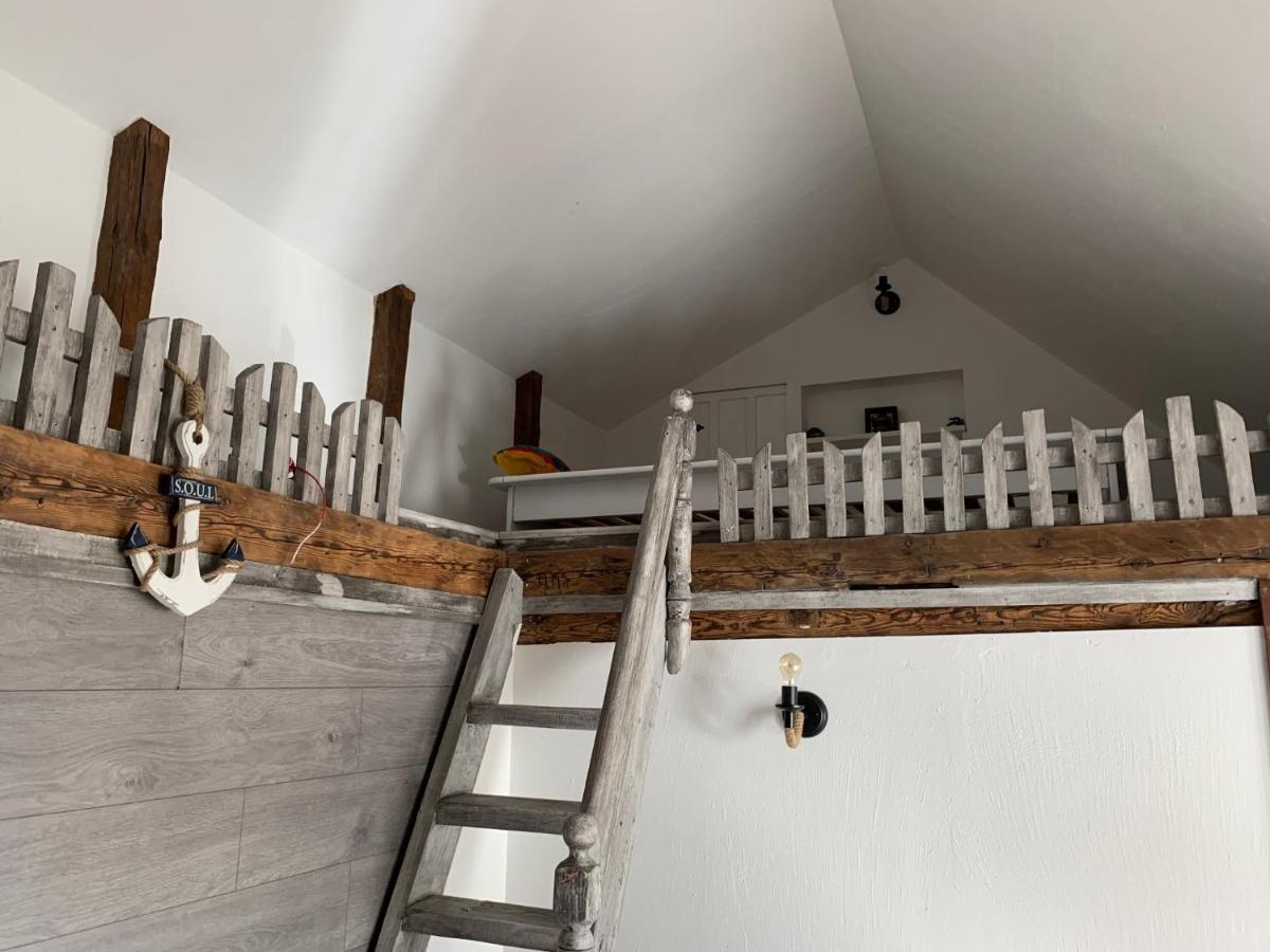 Rusnes Pakalnes Apartamentai Buitenkant foto